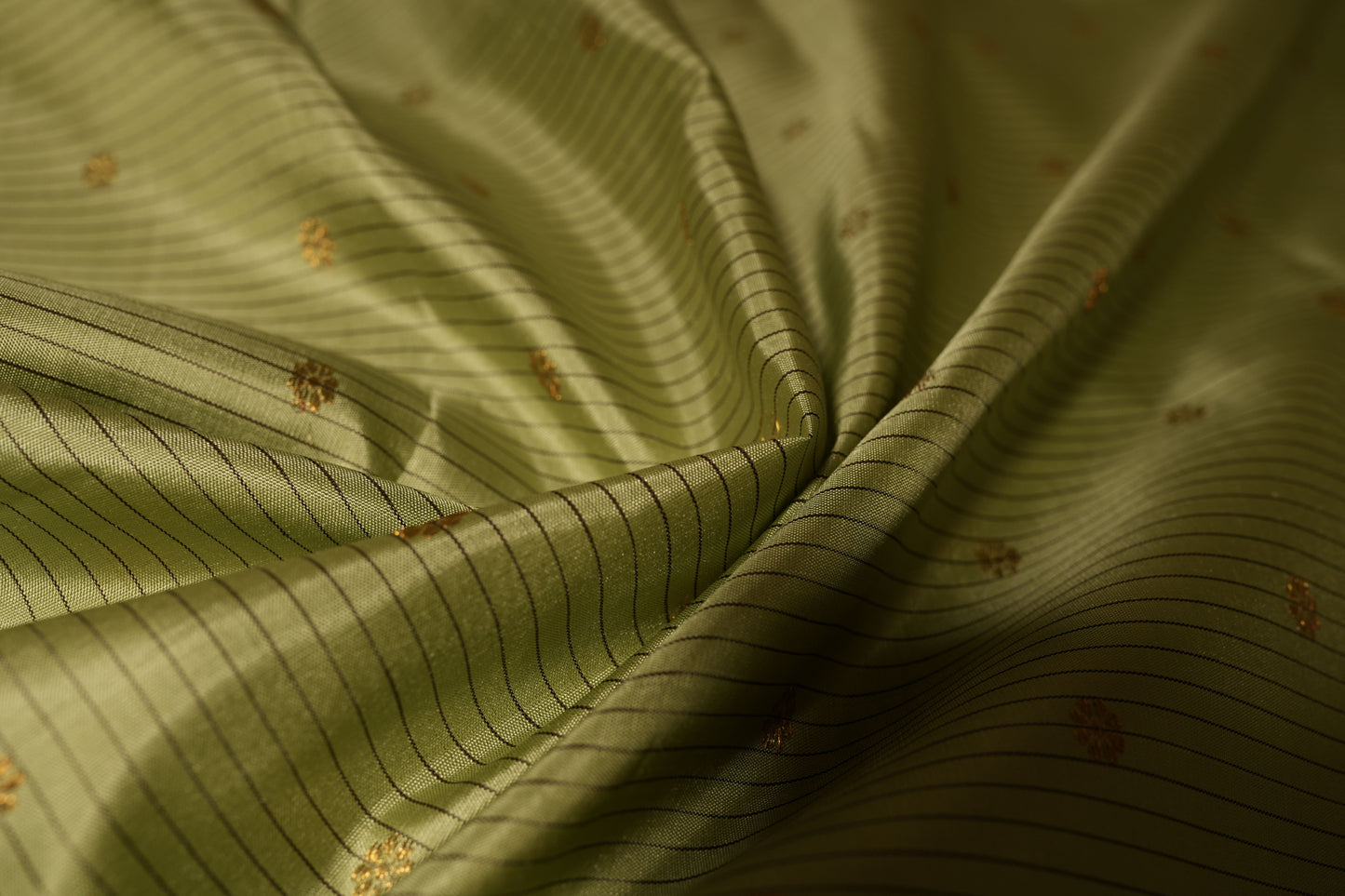 Ambaram Kanjivaram Silk Saree -AMB-PGDB-074 (3 Gram Gold Zari)