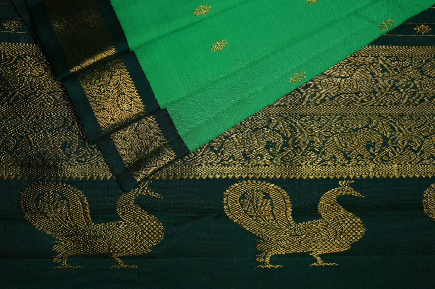 Ambaram Kanjivaram Silk Saree -AMB-PGRGD-065 (3 Gram Gold Zari)