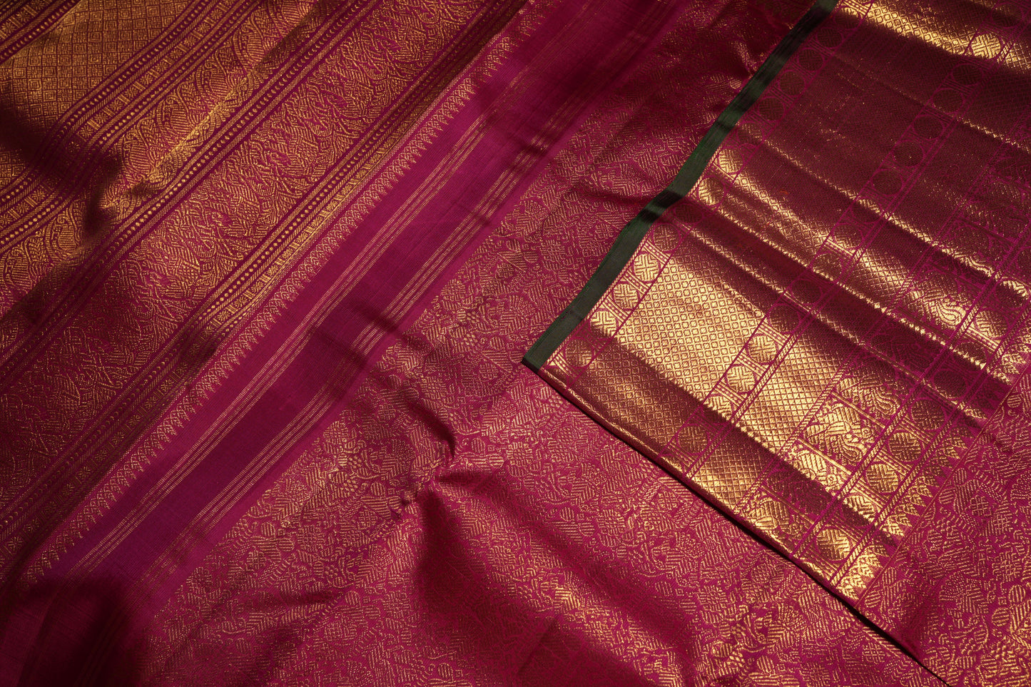 Ambaram Kanjivaram Silk Saree -AMB-DWRP-076 (3 Gram Gold Zari)
