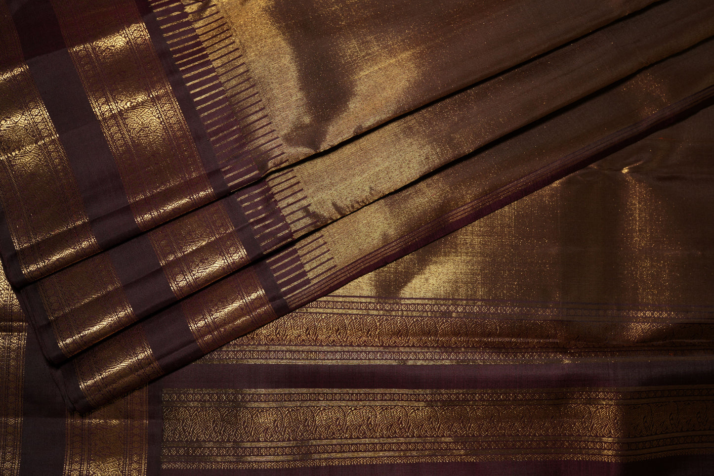 Ambaram Kanjivaram Silk Saree -AMB-DCBAG-081 (3 Gram Gold Zari)