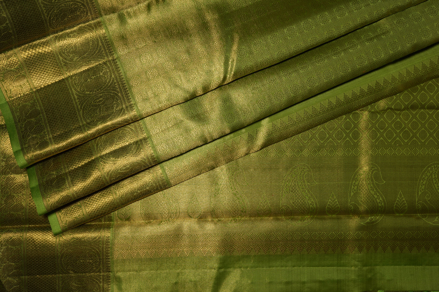 Ambaram Kanjivaram Silk Saree -AMB-OGAGZ-084 (3 Gram Gold Zari)