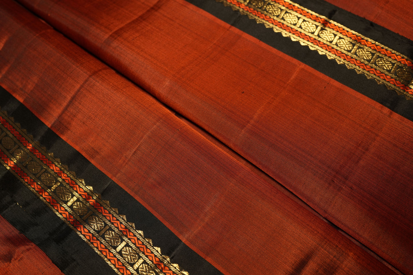 Ambaram Kanjivaram Silk Saree -AMB-BCCB-090 (3 Gram Gold Zari)