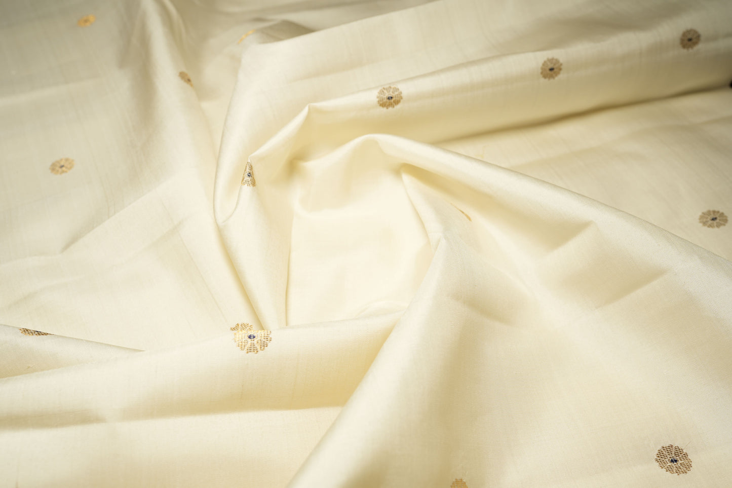 Ambaram Kanjivaram Silk Saree -AMB-IWNB-098 (3 Gram Gold Zari)