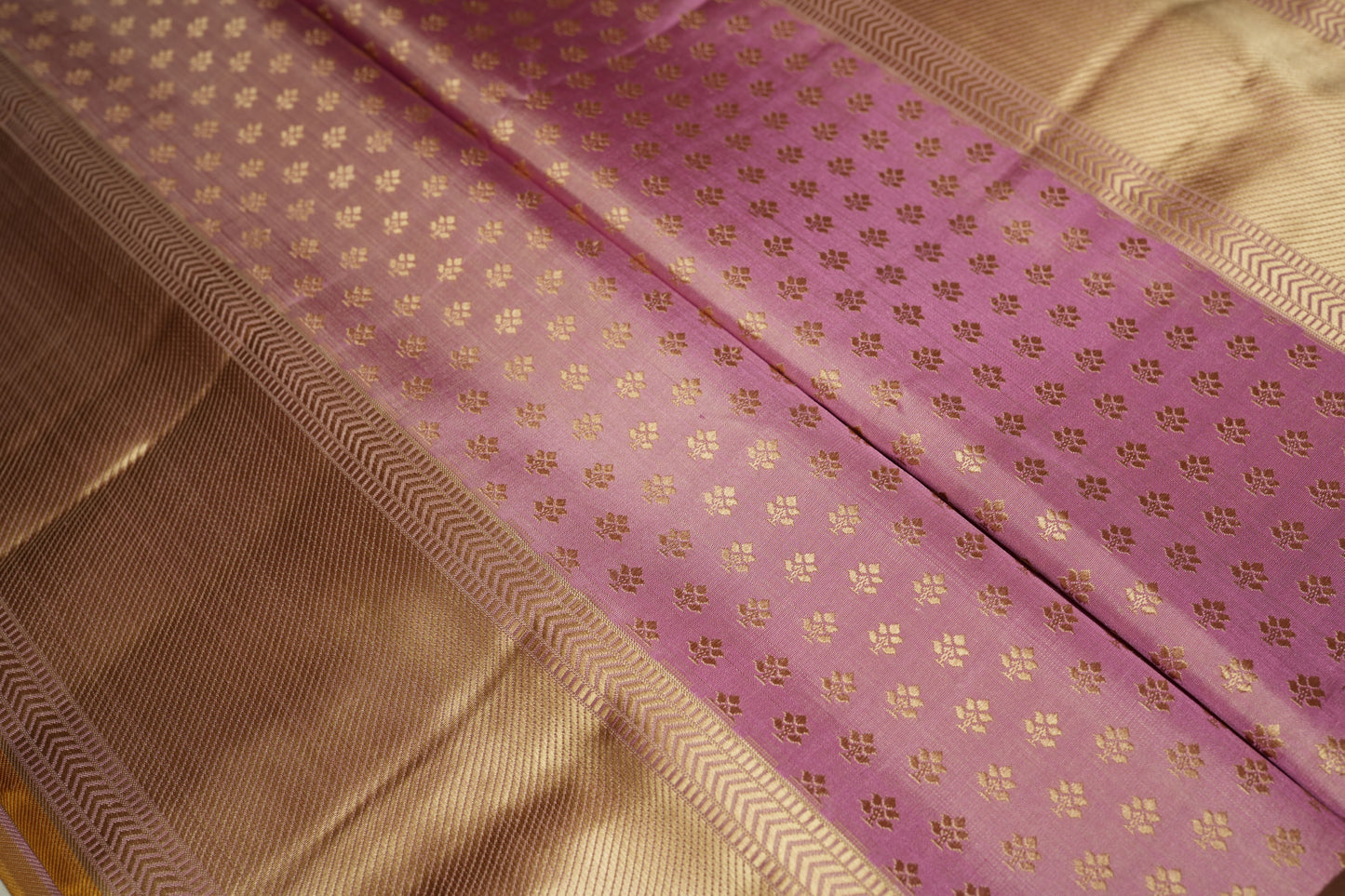 Ambaram Kanjivaram Silk Saree -AMB-DMAG-0102 (3 Gram Gold Zari)