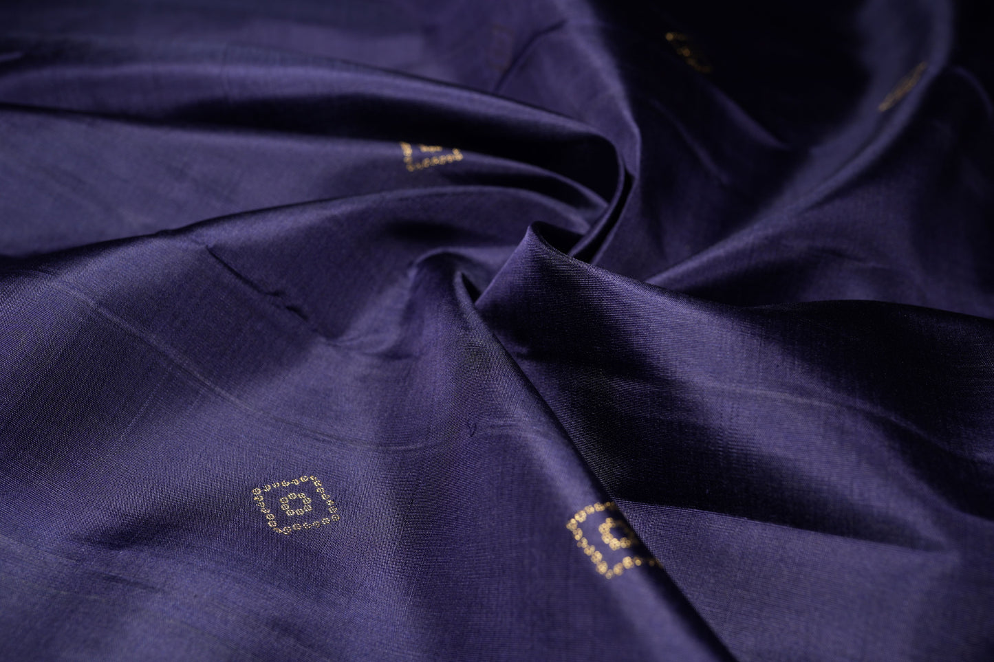 Ambaram Kanjivaram Silk Saree -AMB-DNBRZ-0103 (3 Gram Gold Zari)