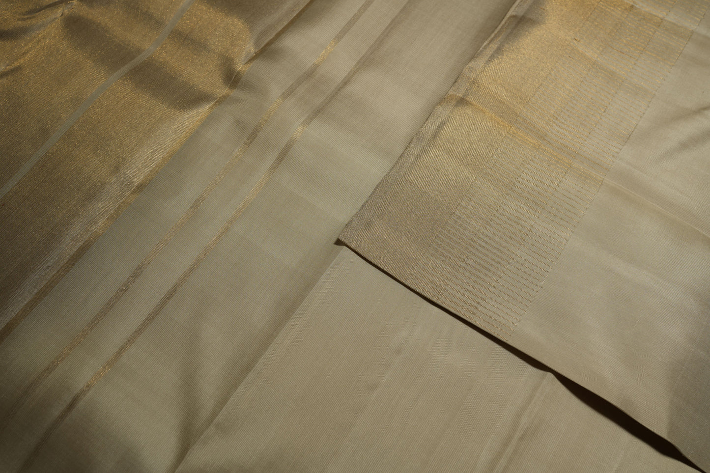 Ambaram Kanjivaram Silk Saree -AMB-IBHS-0107 (3 Gram Gold Zari)