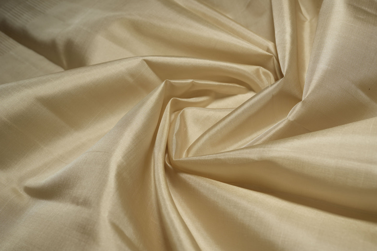 Ambaram Kanjivaram Silk Saree -AMB-IBHS-0107 (3 Gram Gold Zari)