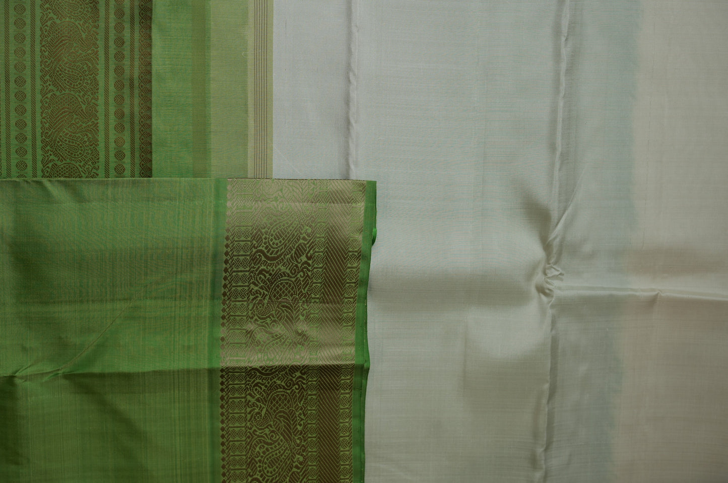 Ambaram Kanjivaram Silk Saree -AMB-PSGR-022 (3 Gram Gold Zari)