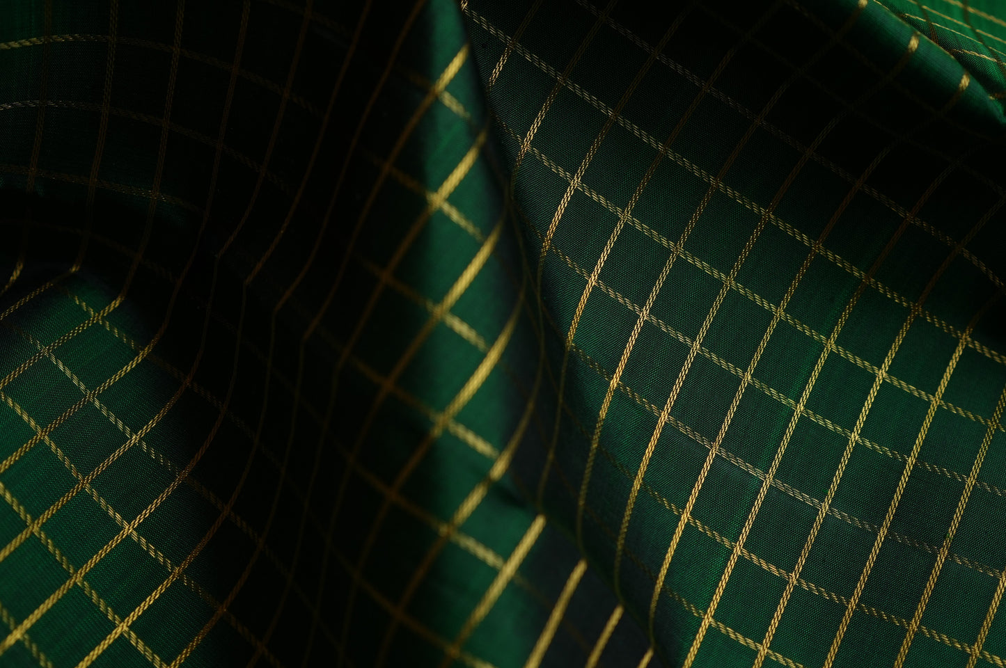 Ambaram Kanjivaram Silk Saree -AMB-GRPEA-031 (3 Gram Gold Zari)
