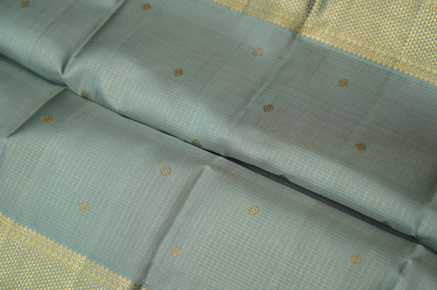 Ambaram Kanjivaram Silk Saree -AMB-GRPEA-025 (3 Gram Gold Zari)