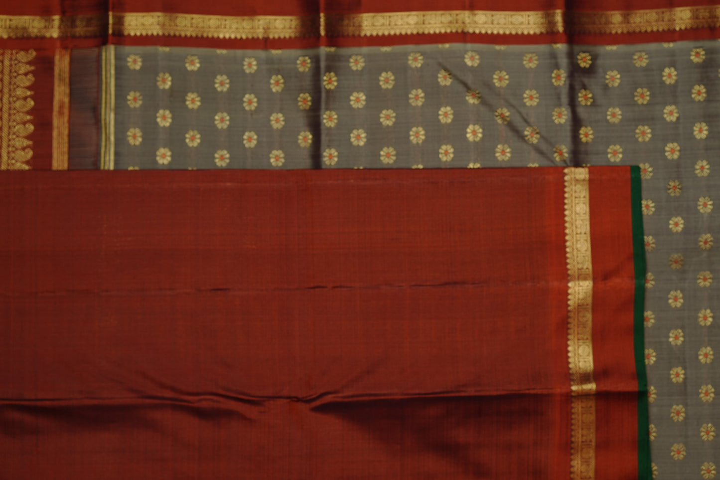 Ambaram Kanjivaram Silk Saree -AMB-GYMAGD-035 (3 Gram Gold Zari)