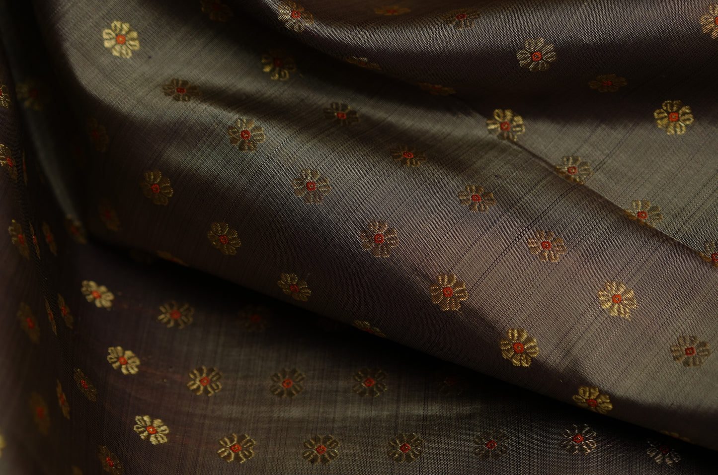 Ambaram Kanjivaram Silk Saree -AMB-GYMAGD-035 (3 Gram Gold Zari)
