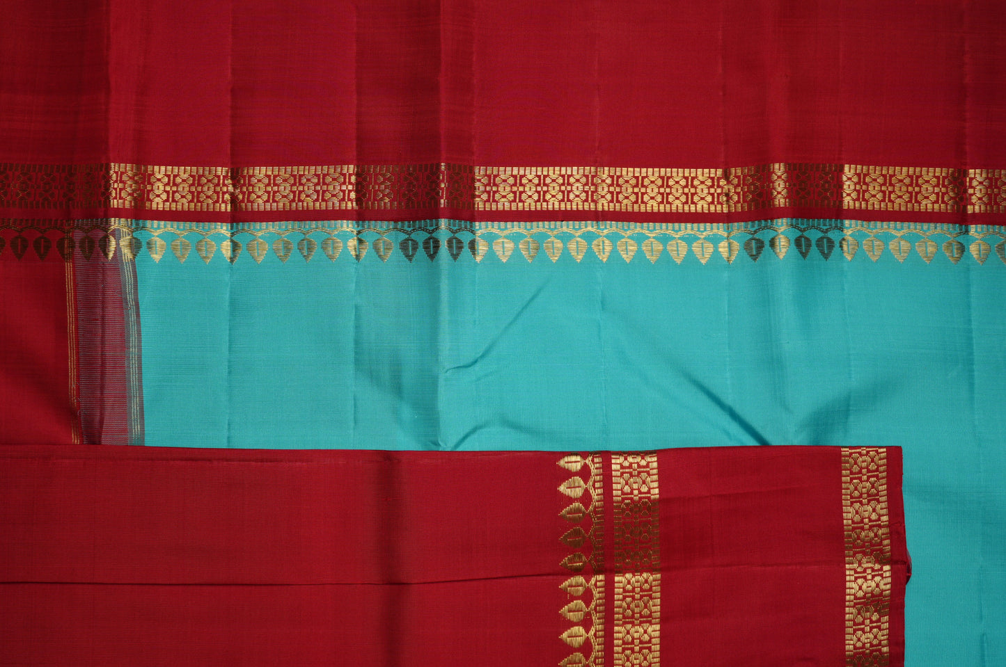 Ambaram Kanjivaram Silk Saree -AMB-TLBLRD-049 (3 Gram Gold Zari)