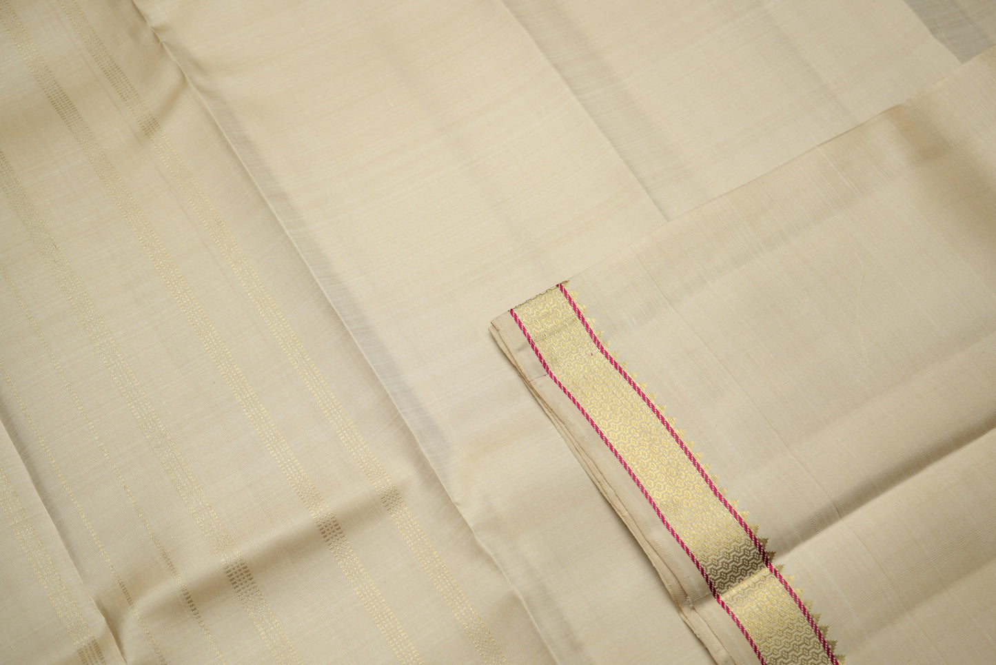 Ambaram Kanjivaram Silk Saree -AMB-BEGGD-061 (3 Gram Gold Zari)
